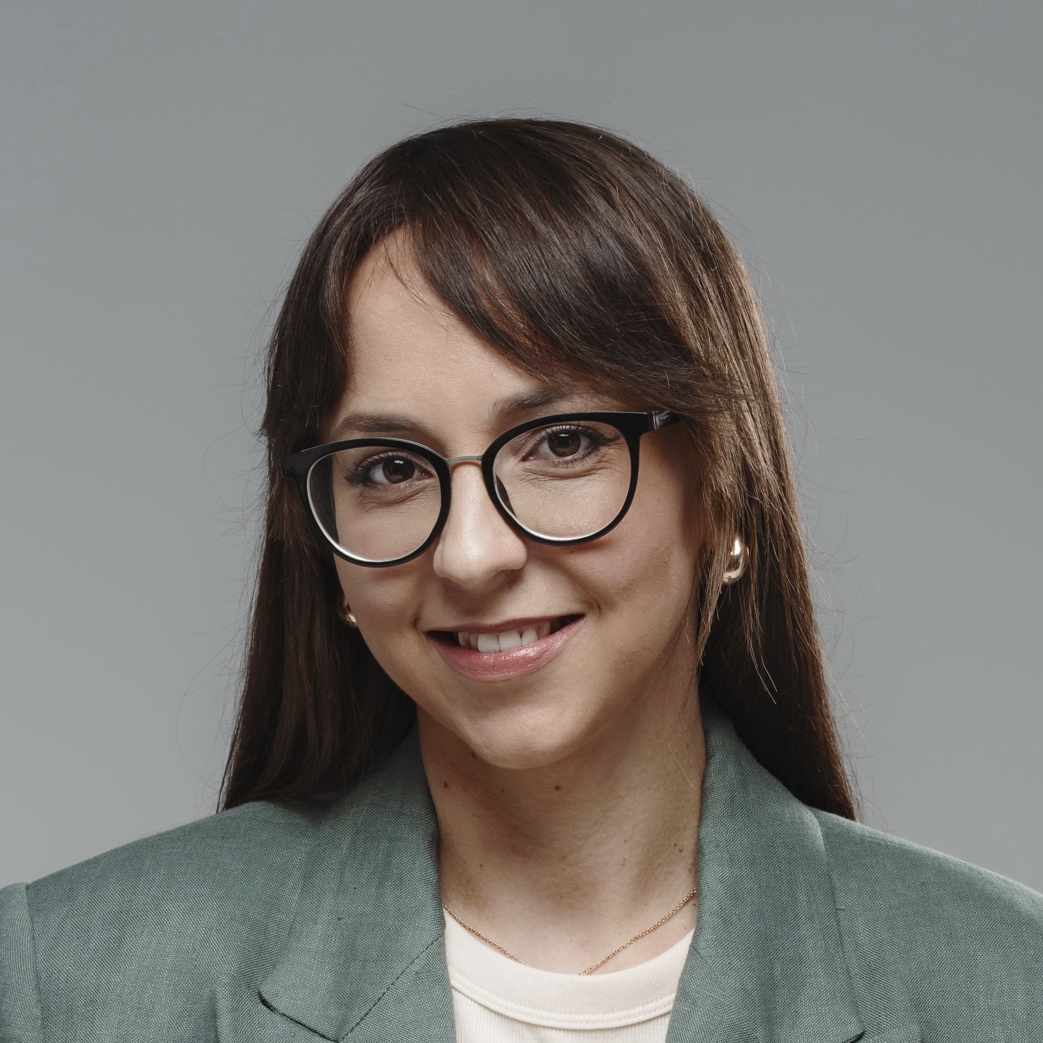 Dr. Maria Vicol